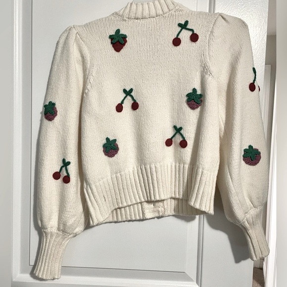 REVOLVE- NWT🏷 Adorable oversized knit Cardi ♥️ - Picture 12 of 12